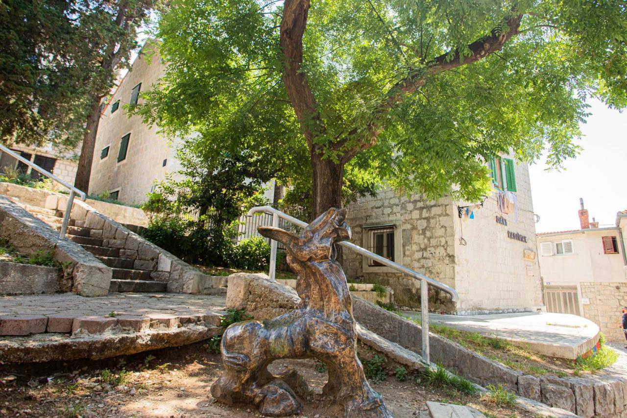 Apartments Karoca Split Exterior photo